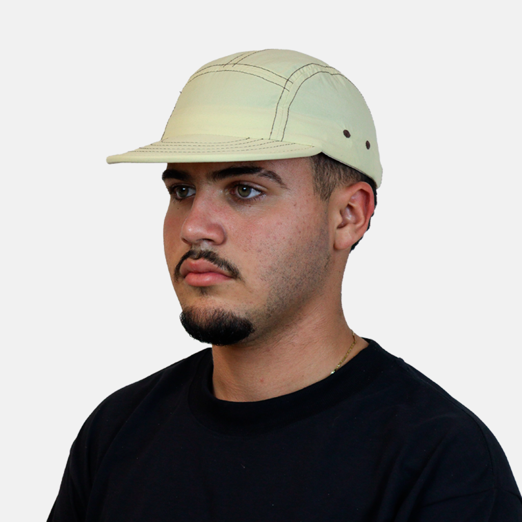 Boné Five Panel Bege com Linha Marrom